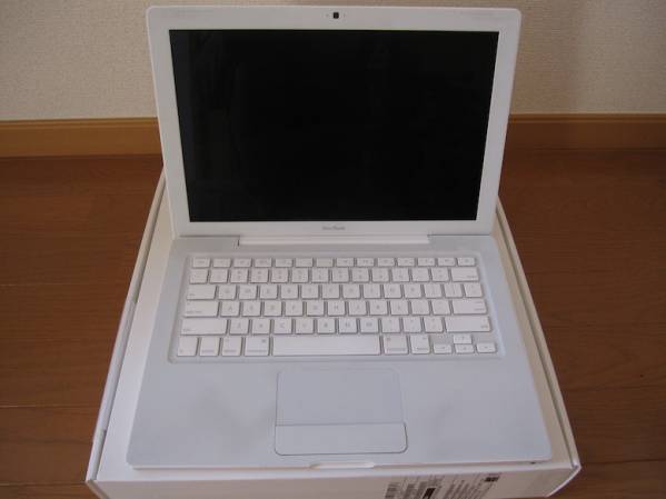 【送料無料】MacBook Late 2007 SSD 128 GB メモリ4GB