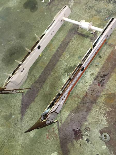 ！売切り　スイスイデバイダ　クボタコンバイン　Ｒ１－３０１！