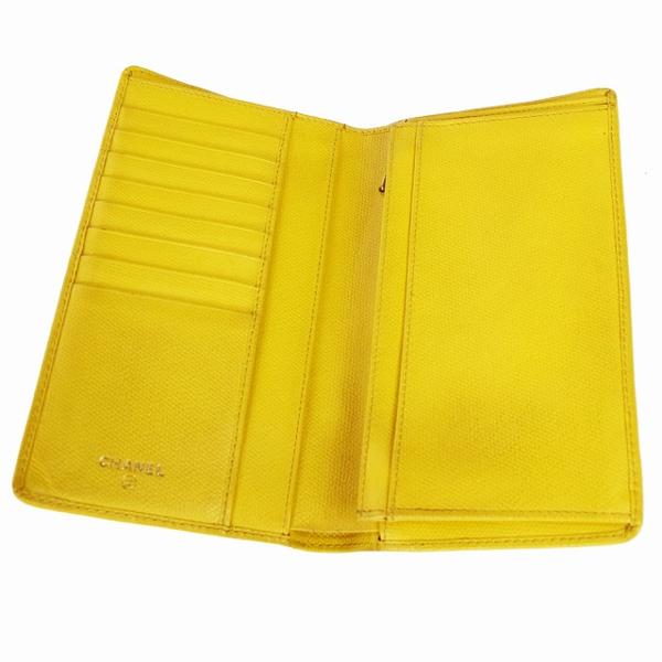 シャネル 美品 シャネル 二つ折り長財布 イエロー カーフ ココ シャネル 美品 シャネル 二つ折り長財布 イエロー カーフ ココ