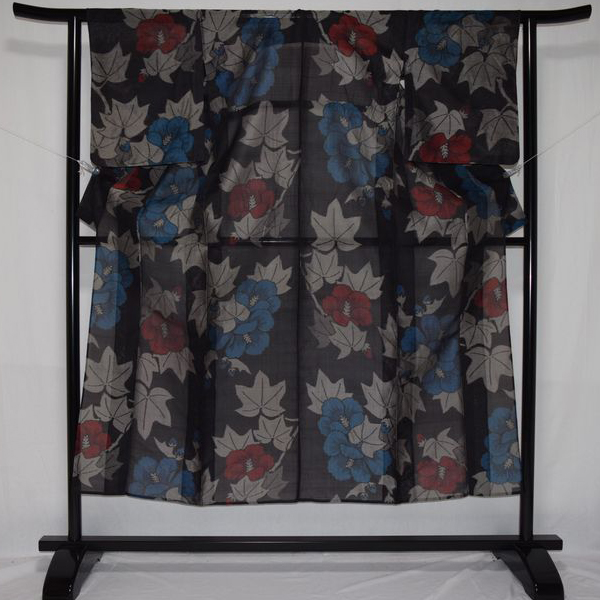 【艶之屋】黒地に花模様の夏銘仙