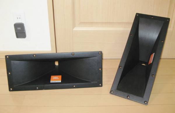 ☆ JBL 2370A 1インチスロートホーン ☆(ペア) JBL 【公式 ☆ JBL 2370A 1インチスロートホーン ☆(ペア) JBL 【公式