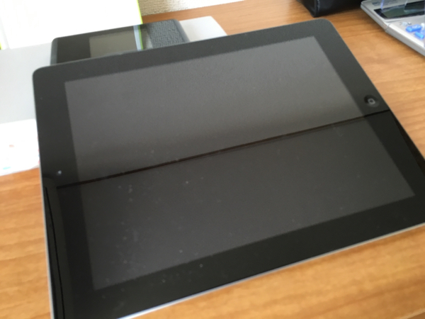 iPad3 16GB ブラック＋キーボード付ケース【再出品】