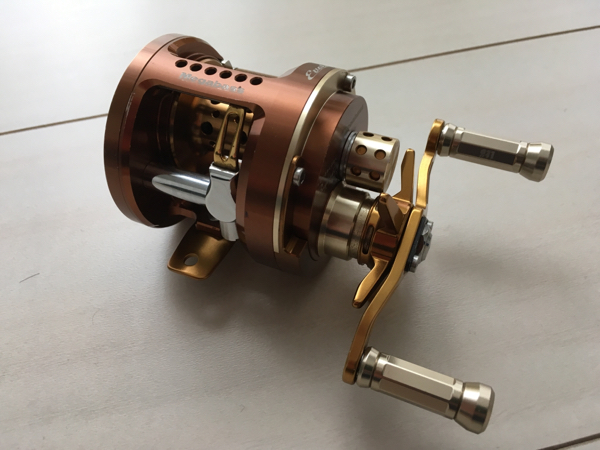 メガバス モノブロック トパーズ 左 中古品 メガバス(Megabass