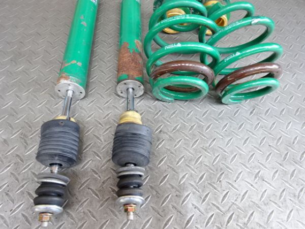 テイン C25 セレナ 車高調用 リア ショック アジャスター バネ 日産用 売買されたオークション情報 Yahooの商品情報をアーカイブ公開 オークファン Aucfan Com