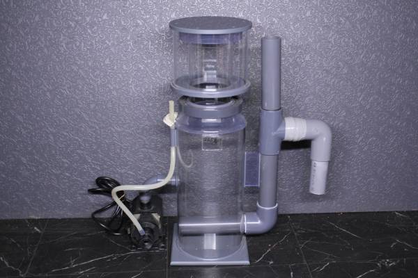 H&SプロテインスキマーHS-850　ポンプは60Hｚ