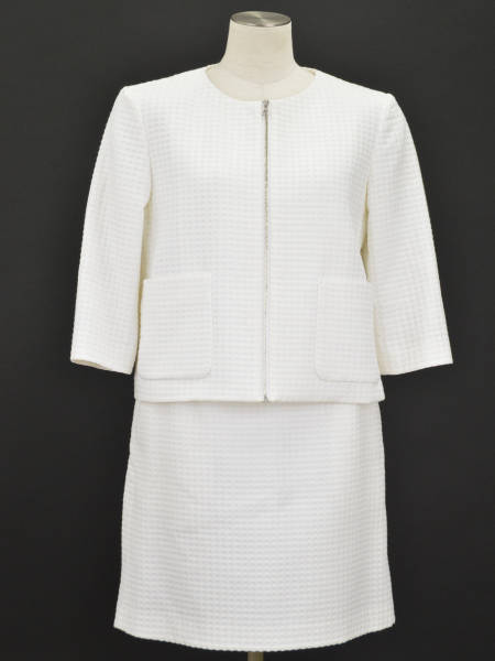 アルファエーαAスカートスーツ セットアップ ホワイトF-L3598