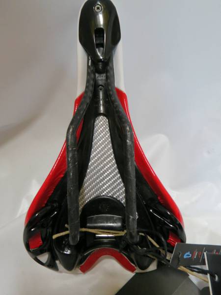 ALIANTE EVO フィジーク VERSUS カーボンレール R1 00 FIZIK fizik