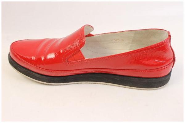 プラダリネアロッサ　エナメルシューズ[LFWL65961]