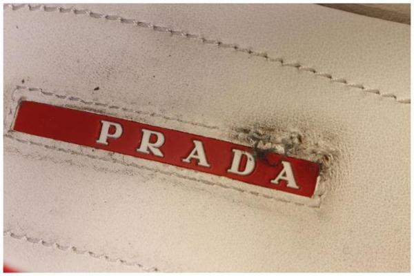 プラダリネアロッサ　エナメルシューズ[LFWL65961]