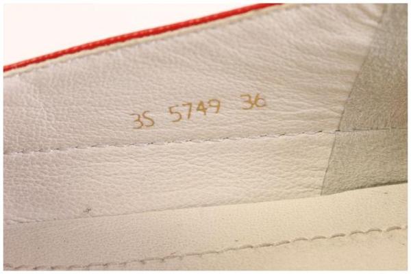 プラダリネアロッサ　エナメルシューズ[LFWL65961]