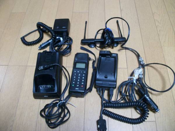 IDO 携帯電話セット