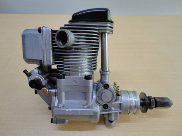 YS FZ110 4サイクル グローエンジン 中古 ホビーラジコン おもちゃ