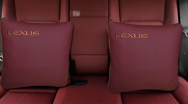 お買い得！　LEXUS用 　布団に早変わりクッション　レッド