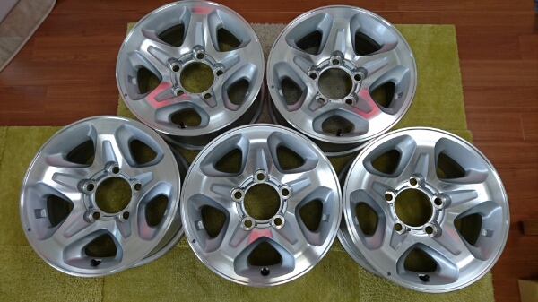 再販ランクル70アルミホイール5本 hiacer8888 ランクル70再再販