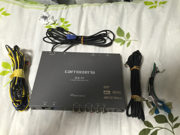 カロッツェリア DSPユニット DEQ-P7 5.1ch 光ケーブル付 良品