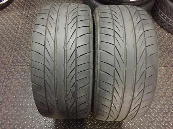 中古2014/13年製レブスペックRS02 245-40-18 2本