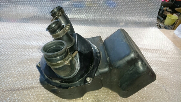 2872 KH250 エアクリーナーボックス KH250B Y