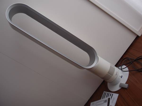 dyson ダイソン タワーファン 扇風機 AM02 白 ホワイト 中古