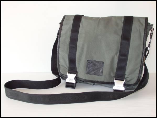 ＜本物 COACH コーチ ショルダーバッグ メッセンジャー＞6.10.2