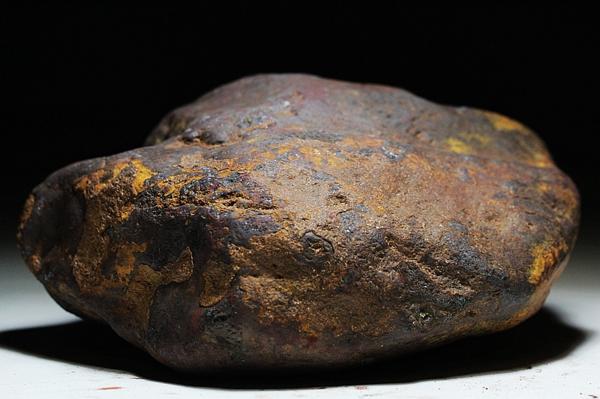新疆隕石 非常に珍しい 現地写真あり 重さ14.2kg Z359 他にもいろいろ