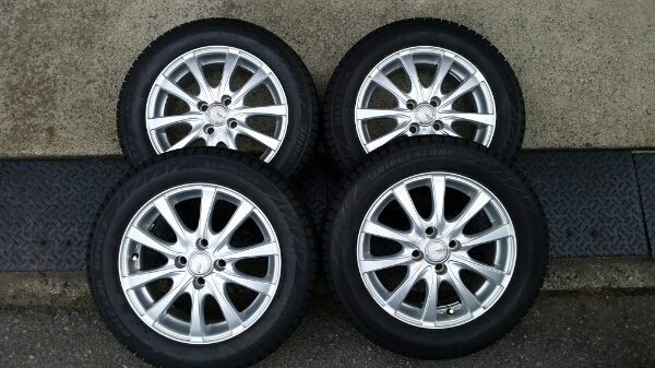 175/65R15 レボ2 ブリヂストン　アルミ付　スイフト等　