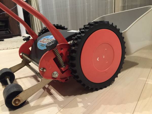 山善 刈る刈るモア YHM-200 手動 手押し 芝刈り機 【公式通販】