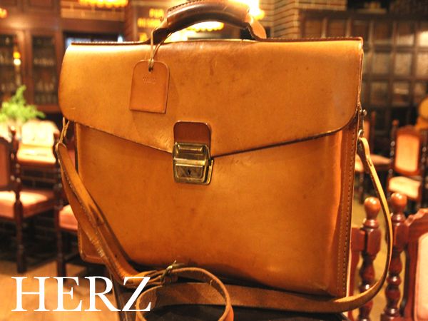 HERZ ヘルツ レザー ブリーフ バッグ ビジネス 会社 鞄 牛革 ブリーフ