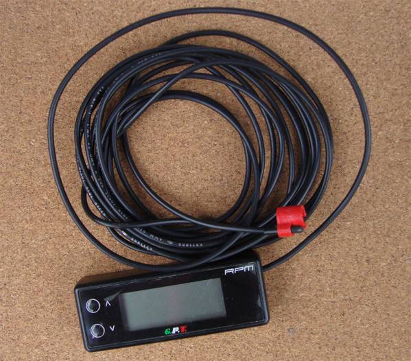 ＧＰＴエンジニアリング社製 Micro RPM エンジン回転計