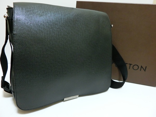 ★超美品★ ヴィトン ショルダー / タイガ / ヴィクトール