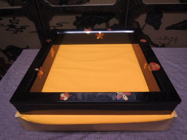 美品 【裕也作 而妙斎好写 三花蒔絵】 炉縁 共箱