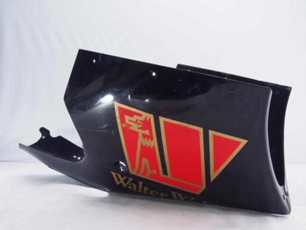 RG250ガンマGJ21B希少なウォルターウルフ!アンダーカウル左右