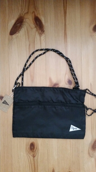 pilgrim surf＋supplyサコッシュ黒ピルグリムBEAMSfine