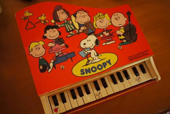 ビンテージ　スヌーピー　ピアノ スヌーピー ピアノ SNOOPY PEANUTS ピーナッツ ビンテージ UDF