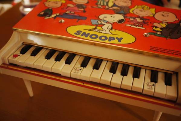 スヌーピー ピアノ SNOOPY PEANUTS ピーナッツ ビンテージ UDF