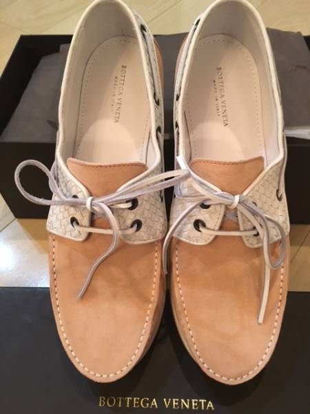 1円～11万新品ボッテガヴェネタピンクベージュデッキシューズ