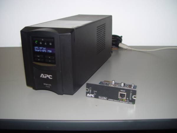 APC 無停電電源装置 Smart-UPS 750 SMT750J+オマケ。