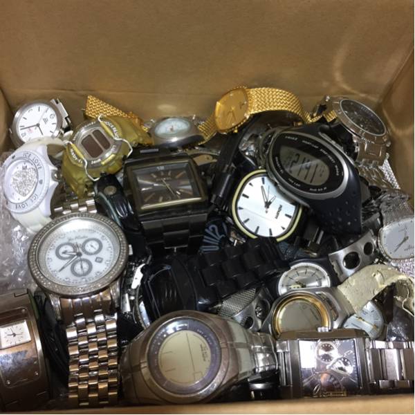 ジャンク CASIO ディーゼル ニクソン など 50本 セット