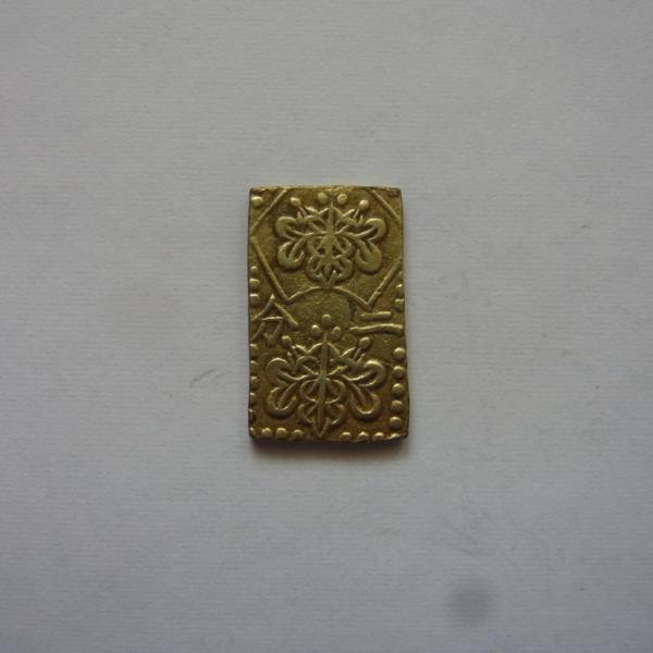 H079●明治二分判金 量目:約2.90g(3-2)●