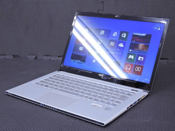 超薄+超快速+！UltraLite VK20S/G-G i7-3537U 4G SSD128G 8DtoD