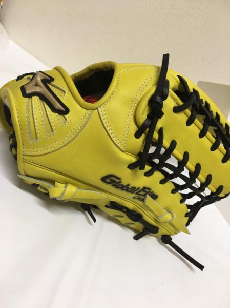 ミズノ グローバルエリート 右利き外野手用 軟式グラブ 未使用品