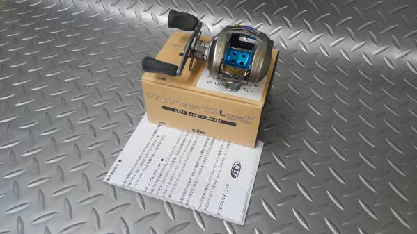 ダイワ アルファス 103 TYPE-F KTF 右ハンドル ライトブルー DAIWA