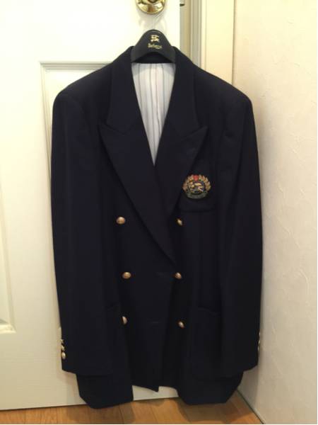 Burberry紺ブレザー