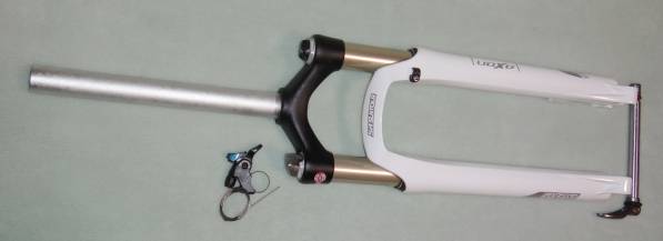 SR SUNTOUR　AXON　軽量フォーク　新品同様　【送料無料】