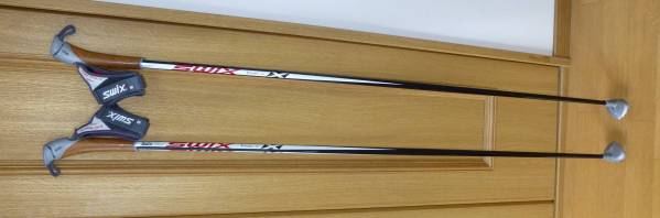 ＳＷＩＸ　クロスカントリー用ポールTRAIAC　Jr.　130cm【中古】
