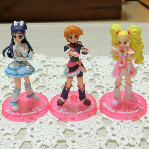 ふたりはプリキュア 食玩フィギュア 3体セット キュアブラック他 プリキュアシリーズ 売買されたオークション情報 Yahooの商品情報をアーカイブ公開 オークファン Aucfan Com
