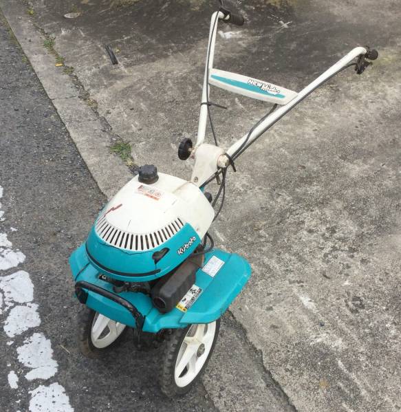 引き取り限定。中古整備済 引取限定 クボタ TMA25 管理機 移動車輪