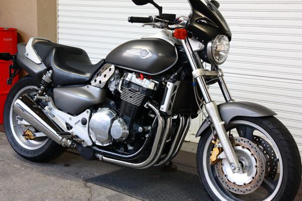 X4/実走行8664km/事故歴無し/マットグレー/エンジン好調セル一発