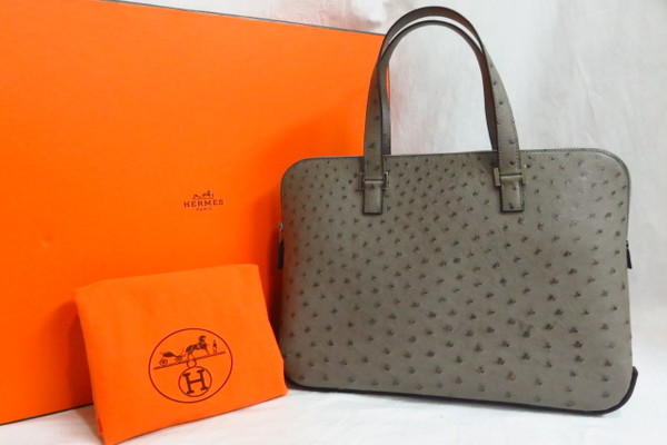 本物未使用/エルメス/オーストリッチ/エスカパーダ/212万ttl124e