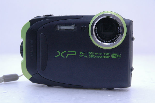 ☆中古 FUJIFILM FinePix XP80 [1600万画素/防水/防塵]