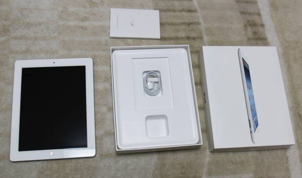 ★iPad (第 3 世代)　16GB 中古